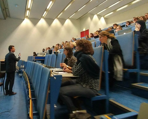 Hogeschool en universiteit Hogeschool en universiteit