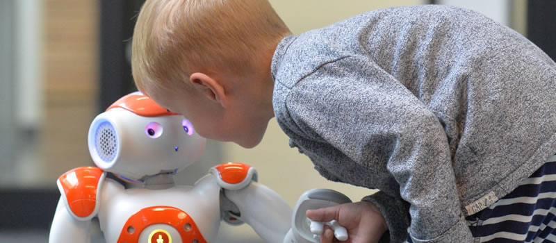 invloed robot op kinderen